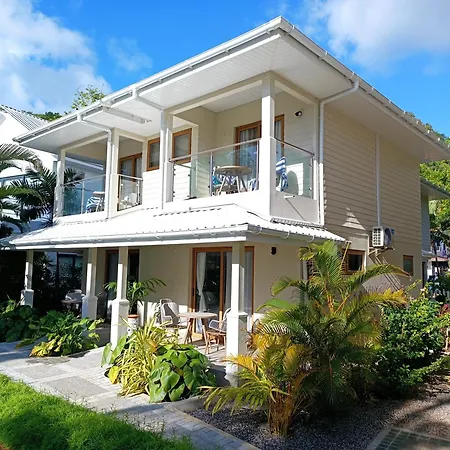 Crown Beach Hotel Seychelles