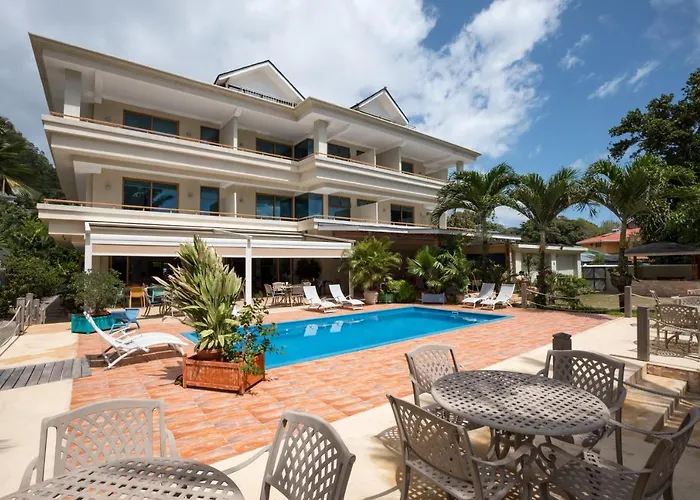 Crown Seychelles Hotel Pointe Au Sel