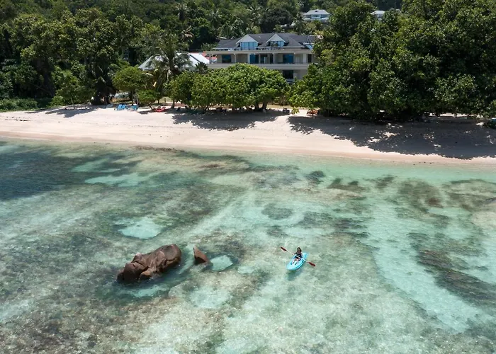 Crown Seychelles