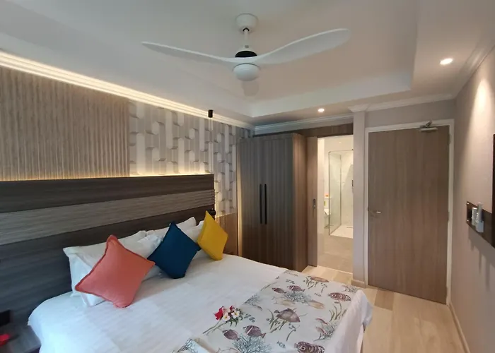 Hotel Crown Seychelles Pointe Au Sel