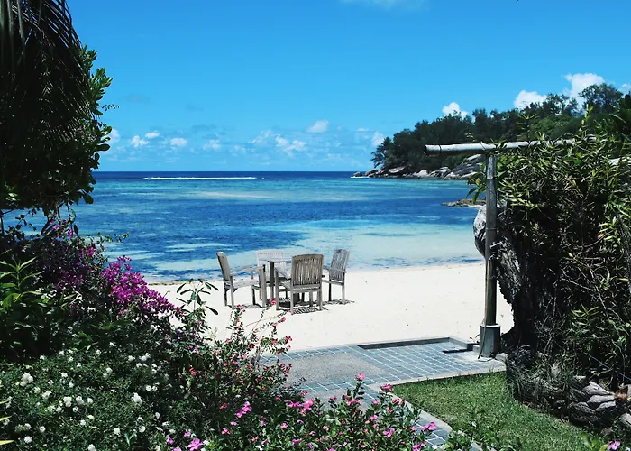 Crown Seychelles Pointe Au Sel