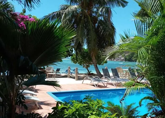 Hotel Crown Seychelles Pointe Au Sel