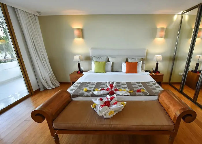 Crown Seychelles